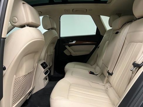 Used 2022 Audi Q5 2.0T Premium Plus AWD/4WD image 42