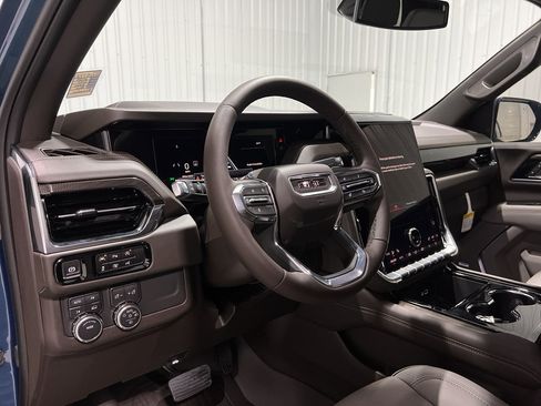 New 2025 GMC Yukon Elevation w/ LPO, Floor Liner Package image 8