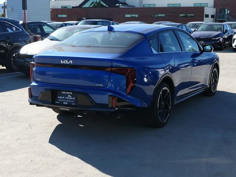New 2025 Kia K4 GT-Line image 2