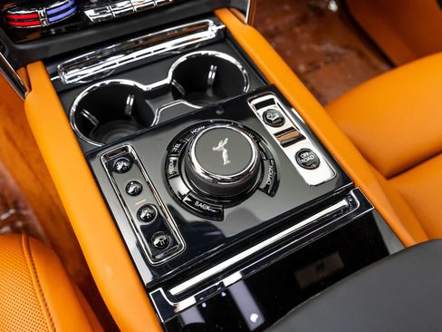 New 2026 Rolls-Royce Cullinan AWD/4WD image 28