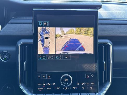 Used 2024 GMC Acadia Denali w/ Super Cruise Package image 21