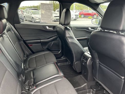 Used 2023 Ford Escape ST-Line AWD/4WD image 17