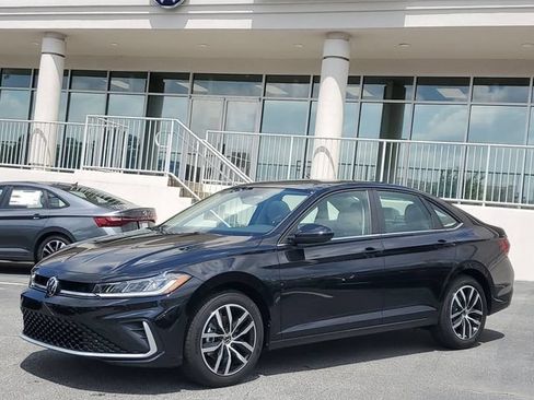 New 2026 Volkswagen Jetta SE FWD image 31