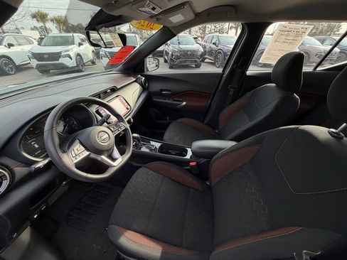 Certified 2024 Nissan Kicks SR w/ Interior Electronics Package image 11