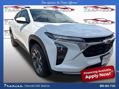 New 2025 Chevrolet Trax LT w/ Driver Confidence Package image 8