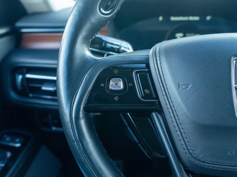 Used 2024 Lincoln Aviator Reserve image 25