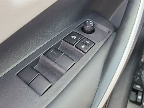 Used 2024 Toyota Corolla SE image 32