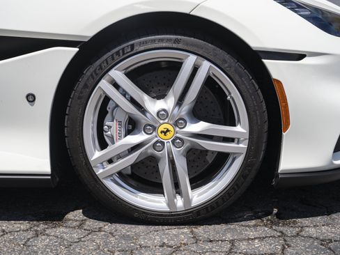 Used 2023 Ferrari Portofino M RWD image 15