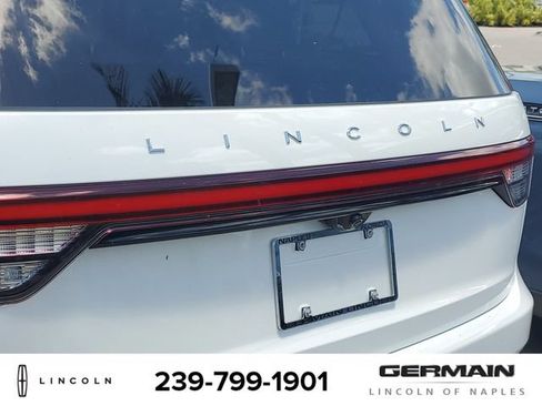 New 2026 Lincoln Aviator AWD image 16