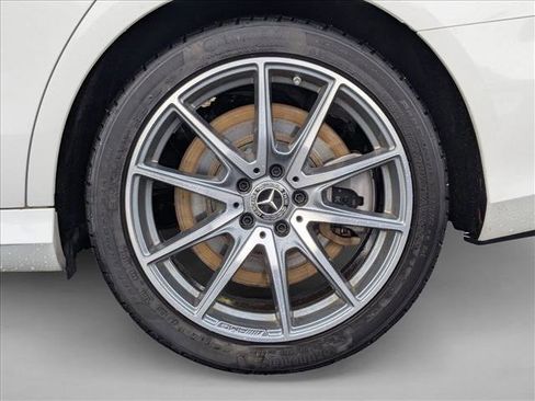 Used 2022 Mercedes-Benz E 450 4MATIC Sedan image 25