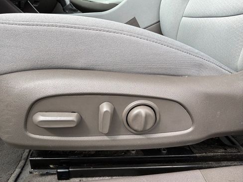 Used 2022 Chevrolet Malibu LS w/ Driver Confidence Package II FWD image 12