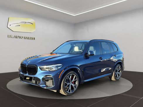 Used 2023 BMW X5 xDrive40i w/ M Sport Package image 3