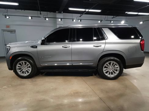 Used 2021 GMC Yukon SLT RWD image 4