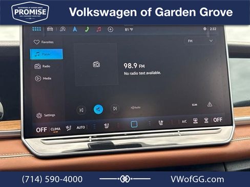 New 2026 Volkswagen Tiguan SEL R-Line AWD/4WD image 24