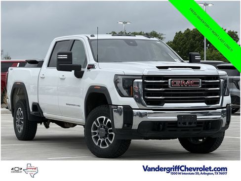 Used 2024 GMC Sierra 2500 SLE w/ SLE Convenience Package AWD/4WD image 2