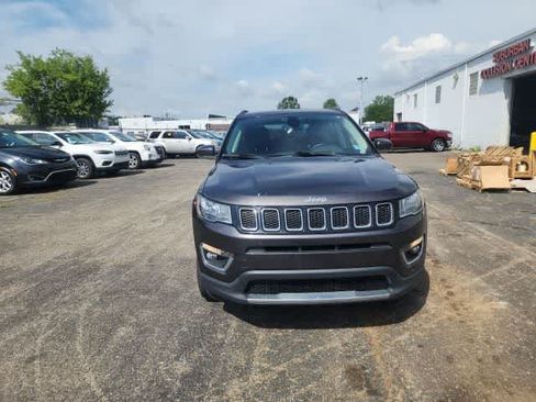 Used 2020 Jeep Compass Limited w/ Safety & Security Group AWD/4WD image 4