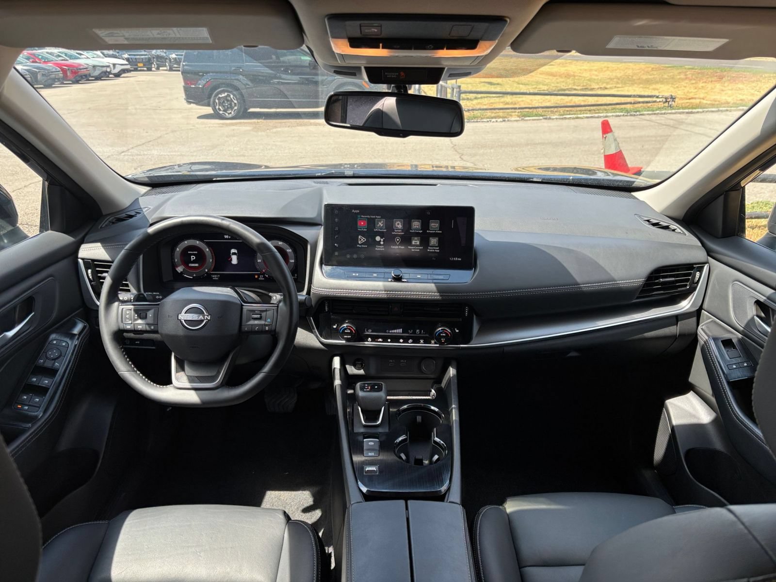 Used 2026 Nissan Rogue SL FWD image 35