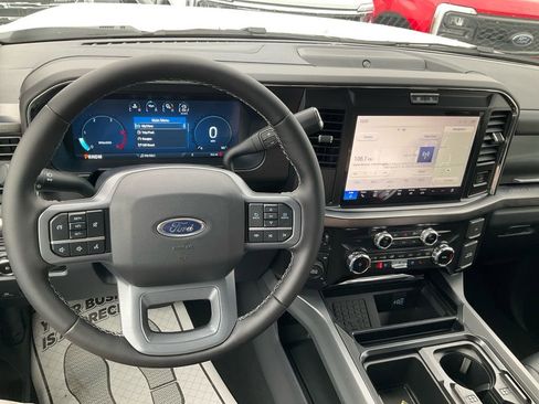 New 2026 Ford F250 Lariat w/ Black Appearance Package image 24