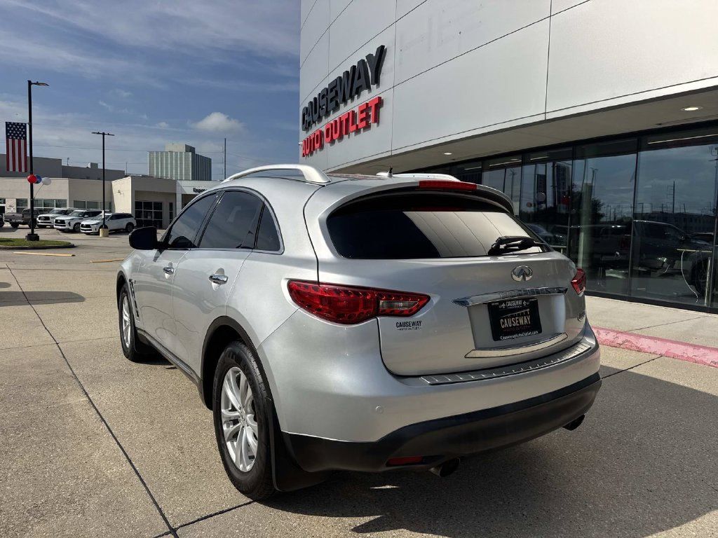 Used 2016 INFINITI QX70 2WD w/ Premium Package image 5