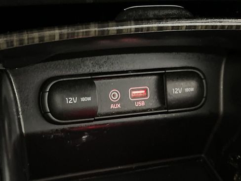 Used 2019 Kia Sorento EX image 36