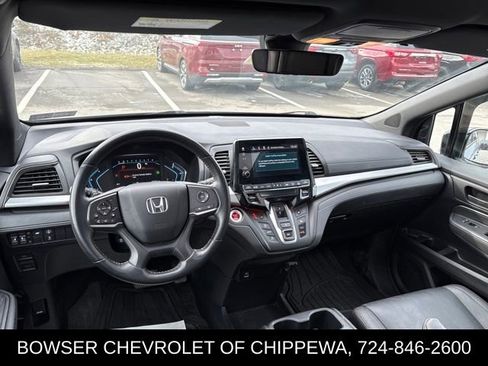 Used 2023 Honda Odyssey Sport image 11