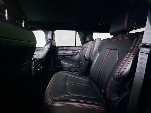 Used 2020 Ford Expedition Limited w/ Equipment Group 303A image 29