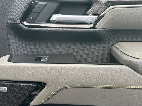 New 2026 Chevrolet Silverado 2500 ZR2 w/ ZR2 Bison Edition image 19