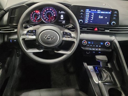 Used 2021 Hyundai Elantra SEL image 22