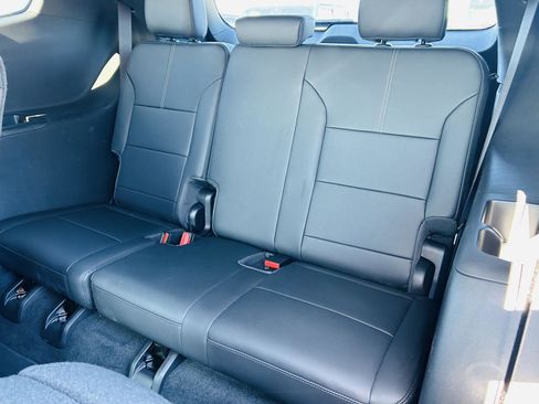 Used 2024 GMC Acadia Elevation w/ Black Edition image 32