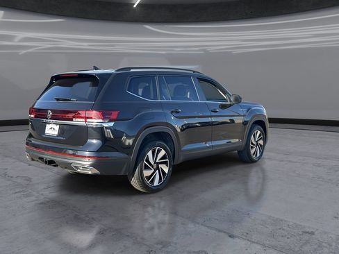 New 2026 Volkswagen Atlas SE FWD image 5