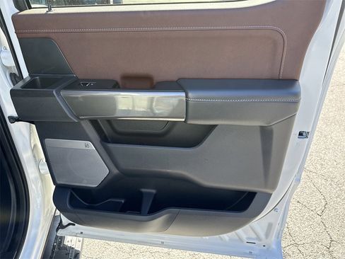 Used 2023 Ford F150 Lariat w/ Equipment Group 502A High image 17