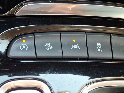 Used 2023 Buick Envision Essence AWD/4WD image 24