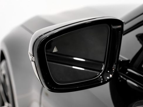 Used 2024 BMW M2 w/ Lighting Package image 30