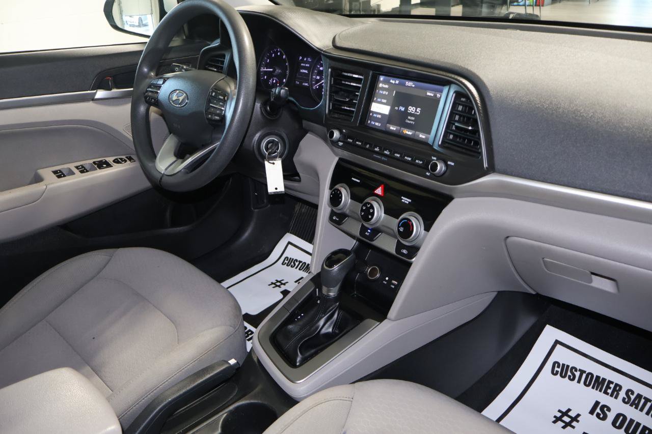 Used 2019 Hyundai Elantra SEL FWD image 23