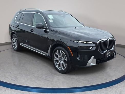 Used 2024 BMW X7 xDrive40i AWD/4WD image 4
