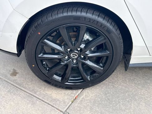 Used 2020 MAZDA MAZDA3 AWD Hatchback w/ Premium Pkg image 11
