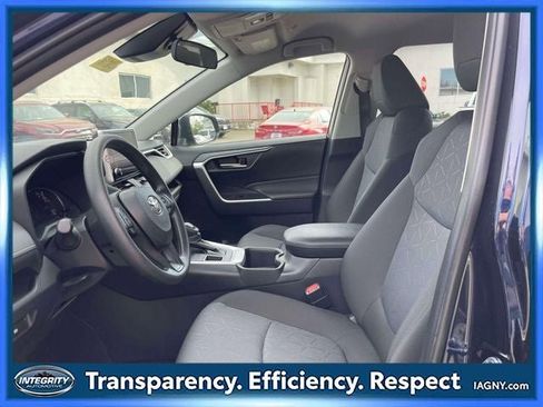 Certified 2025 Toyota RAV4 XLE AWD/4WD image 15