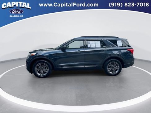 Used 2023 Ford Explorer XLT w/ Equipment Group 202A RWD image 5