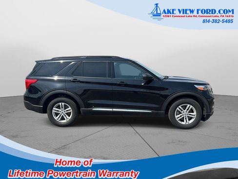 Used 2024 Ford Explorer XLT w/ Equipment Group 202A AWD/4WD image 2