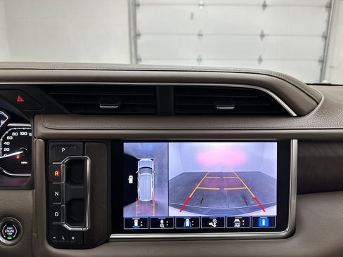 Used 2021 GMC Yukon Denali image 38