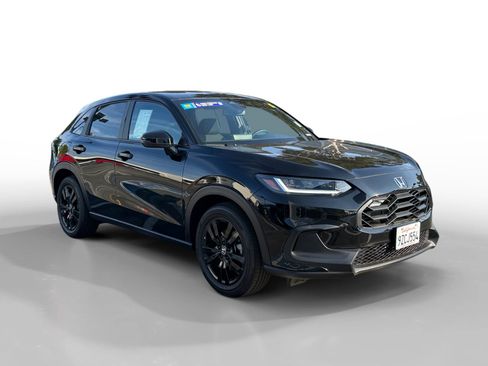 Certified 2026 Honda HR-V Sport image 7
