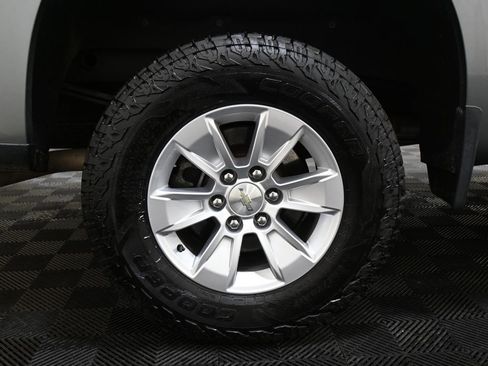 Used 2019 Chevrolet Silverado 1500 LT w/ Convenience Package image 38