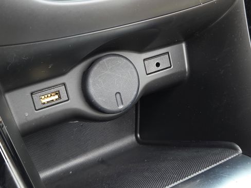 Used 2018 Buick Cascada Premium image 24