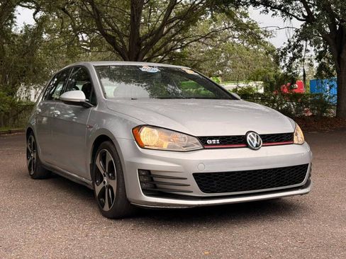 Used 2016 Volkswagen GTI S FWD image 3