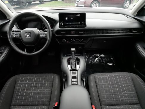 Used 2024 Honda HR-V LX image 10