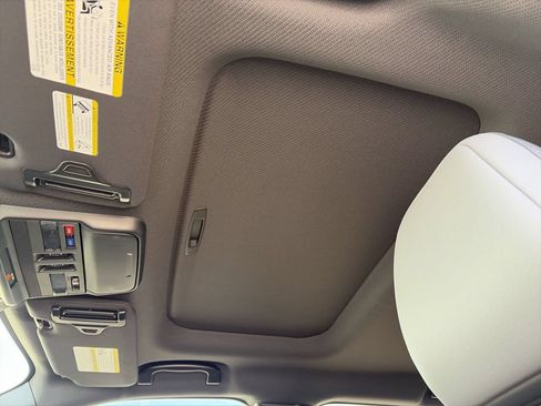 New 2026 Subaru Outback Limited AWD/4WD image 18
