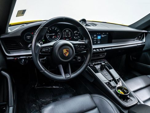 Used 2021 Porsche 911 Carrera S image 4