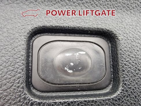 Used 2019 Ford Explorer XLT w/ Equipment Group 202A FWD image 32