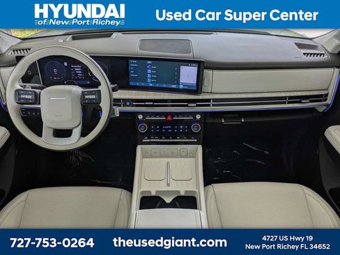 Used 2025 Hyundai Santa Fe Calligraphy AWD/4WD image 22