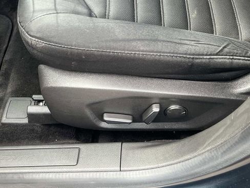 Used 2014 Ford Fusion SE image 16